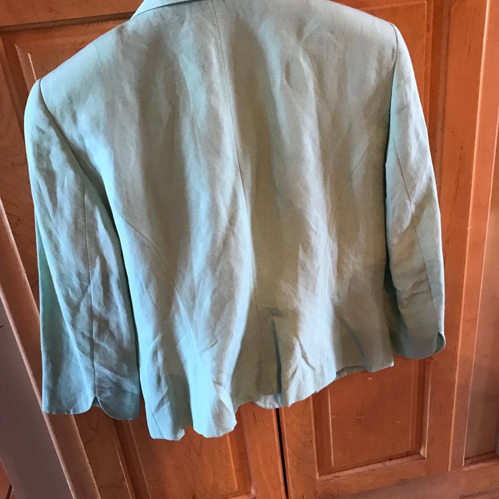 Harold’s jacket - Picture 3 of 3